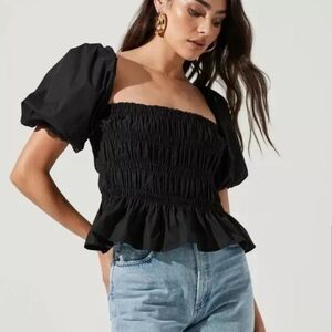 ASTR The Label Savina Black Puff Sleeve Ruched Top Size S